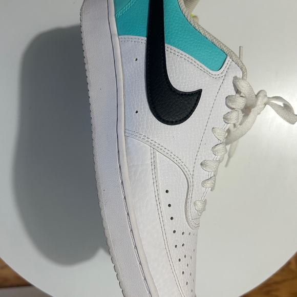 Nike Womens Court Vision Lo CZ9352-100 Running Trainer Sneaker - Picture 5 of 6